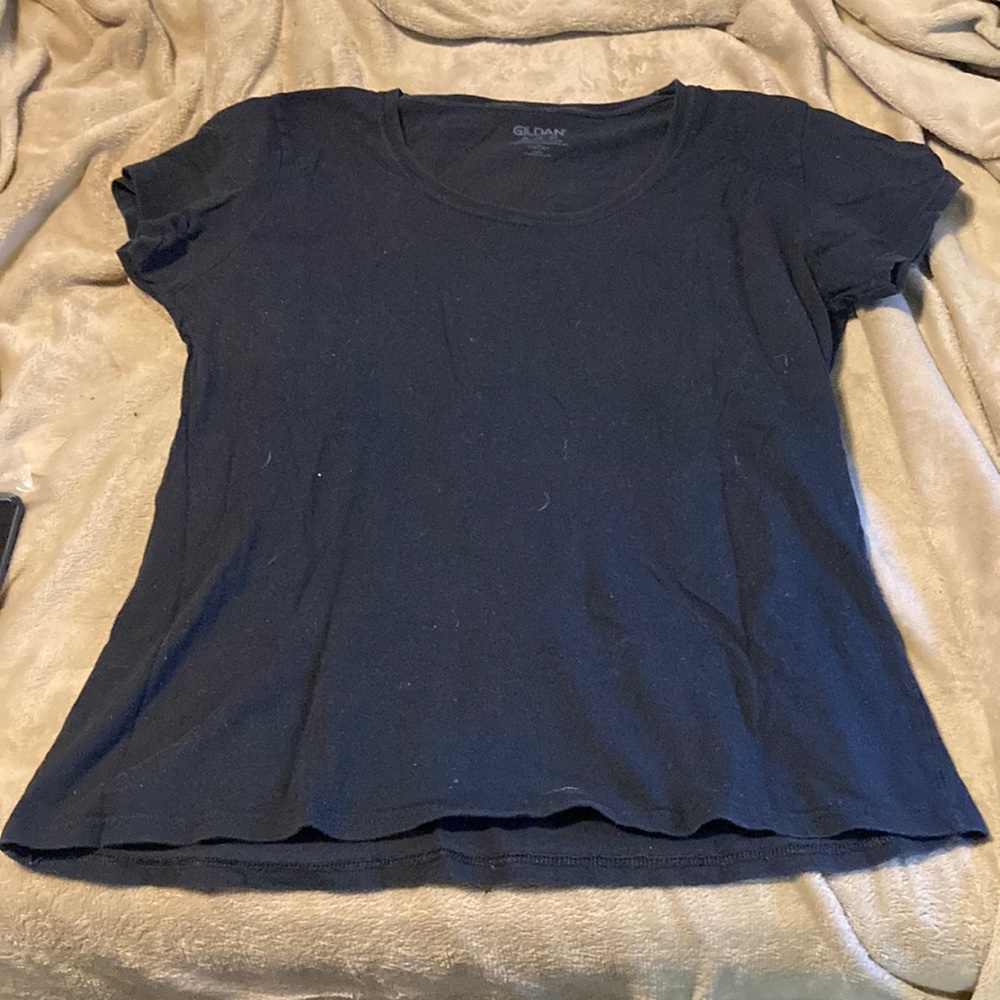 Gildan Black Tee